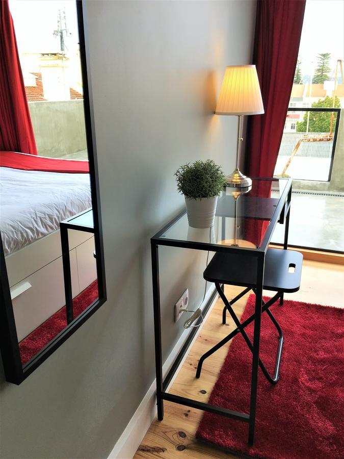 The Bridge Hostel ลิสบอน ภายนอก รูปภาพ